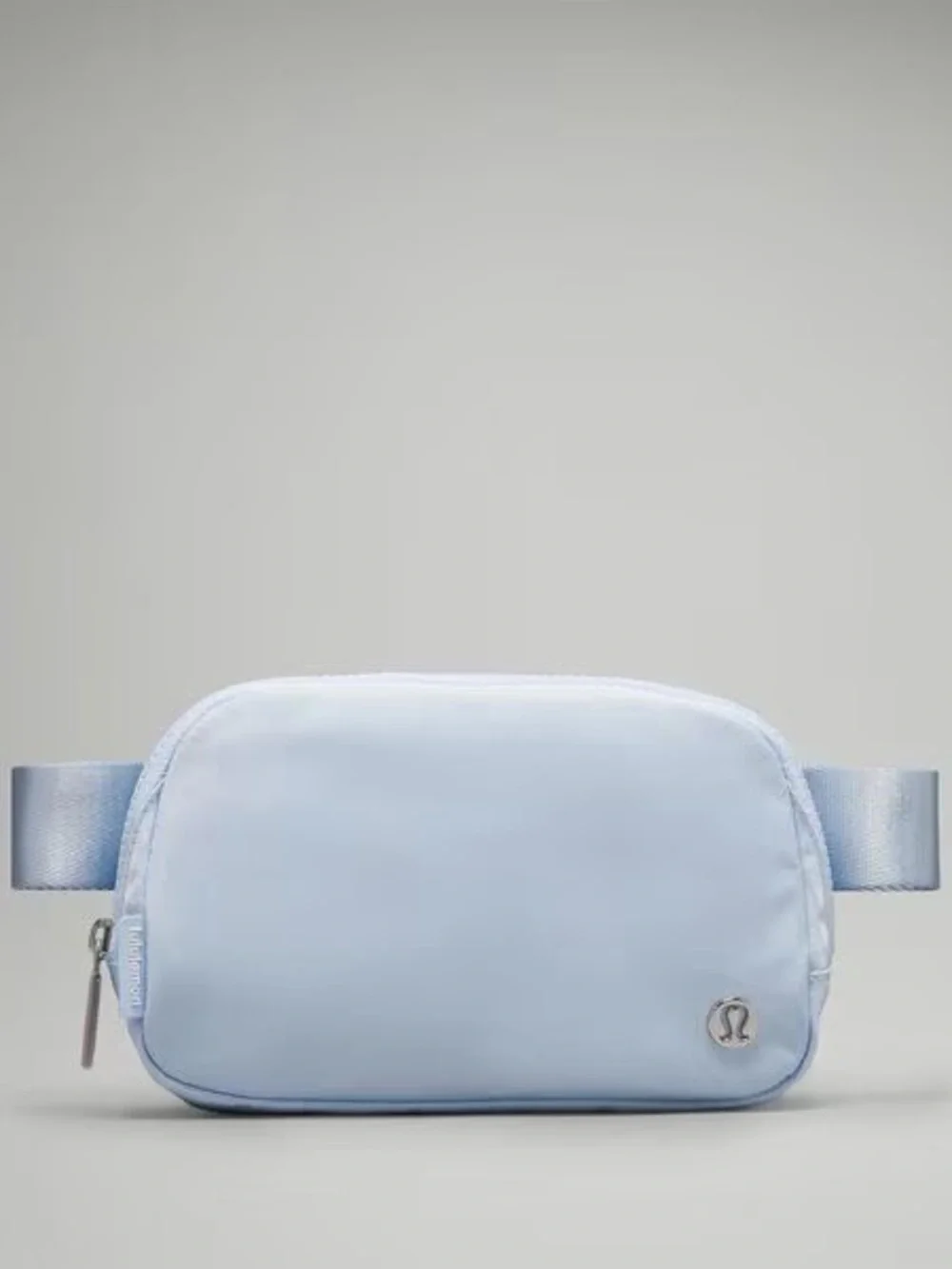Lululemon Athletica Light Blue Everywhere Belt Bag 1L with gift bag! NWT